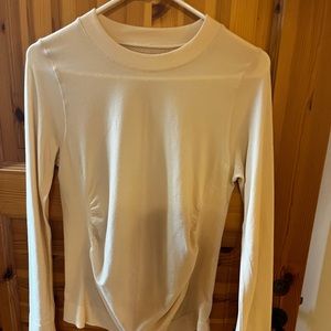 Athleta foresthill ascent long sleeve.